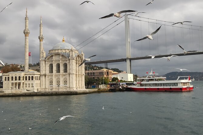 2-Hour Bosphorus Cruise in Istanbul with Guide - Price and value: is $35 fair for a guided Bosphorus cruise?