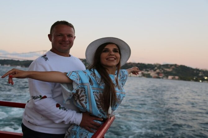 2 Hours Bosphorus Cruise Boat Tour in Istanbul - The Boat Experience: Indoor Comfort, Windy Decks, and Onboard Energy
