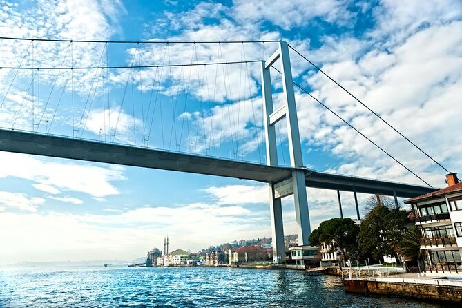 Bosphorus Dinner Cruise with Folk Dance and Live Performances - A Four-Hour Bosphorus Night That’s Mostly About Views and Performances