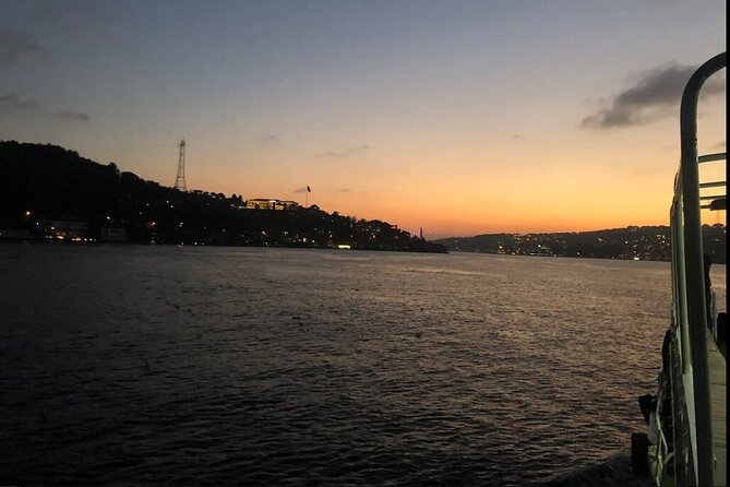 Bosphorus Explorer: 3-Hour Cruise with Asian Side Visit - Asian Shore by Boat: Küçüksu Pavilion and the Quiet Beauty of Hidiv Kasrı