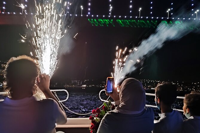 Bosphorus Night Cruise with Luxury Yacht - Bebek, Sariyer, And Rumeli Hisarı: Fortresses With Night-Stage Lighting
