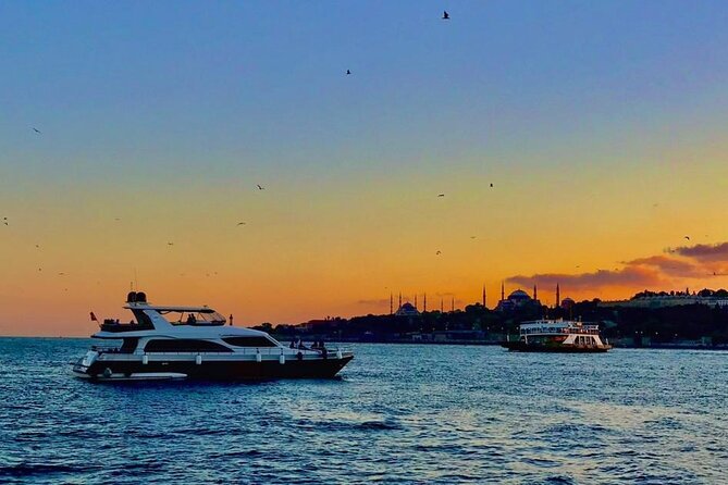 Bosphorus Sunset: An Enchanting Yacht Cruise in Istanbul - Asian shore moments: Kanlıca yogurt area, Anadolu Hisarı, and Üsküdar