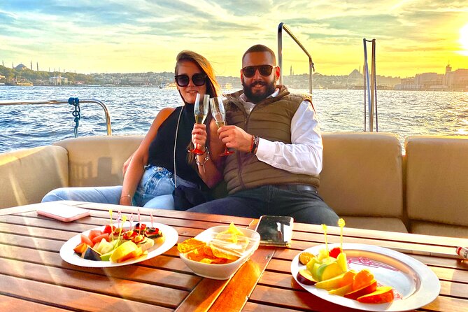 Bosphorus Sunset or Daytime Yacht Cruise with Snacks & Live Guide - Beylerbeyi Palace and the Skyline Classics: Maiden’s Tower and Galata Tower