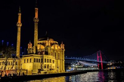 Circle Istanbul (Extraordinary Istanbul) - Cihangir Mosque and Turkish breakfast the local way