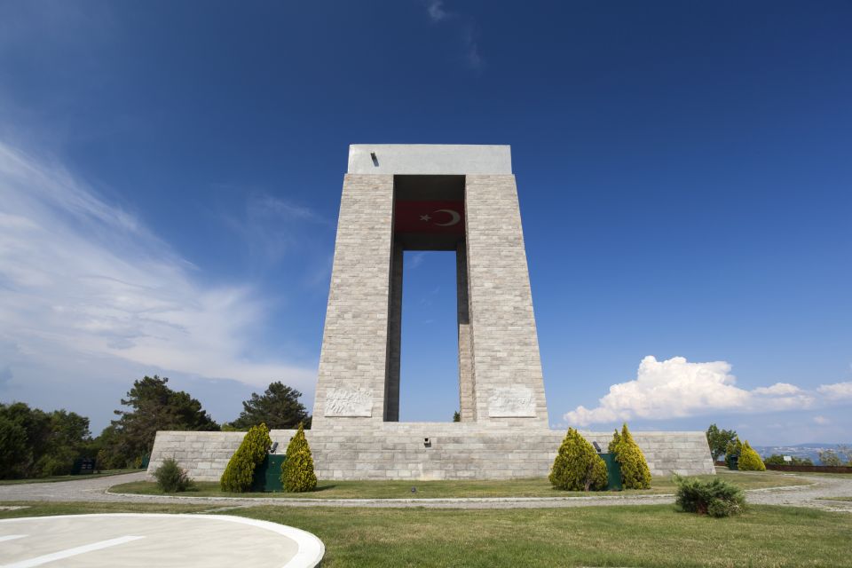 From Istanbul: Gallipoli and Anzac Full-Day Tour - Cemeteries and commemorative sites that land in your chest