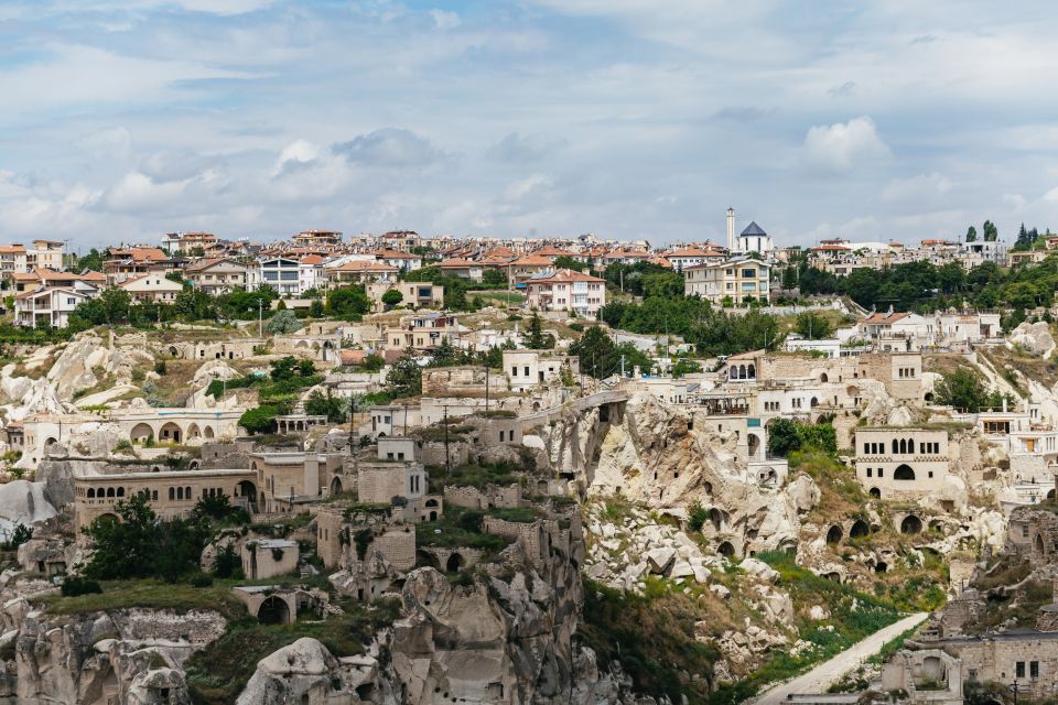 Istanbul: 2-Day Cappadocia Trip with Flights and Cave Hotel - Uçhisar Panorama: the best view is the one you climb for