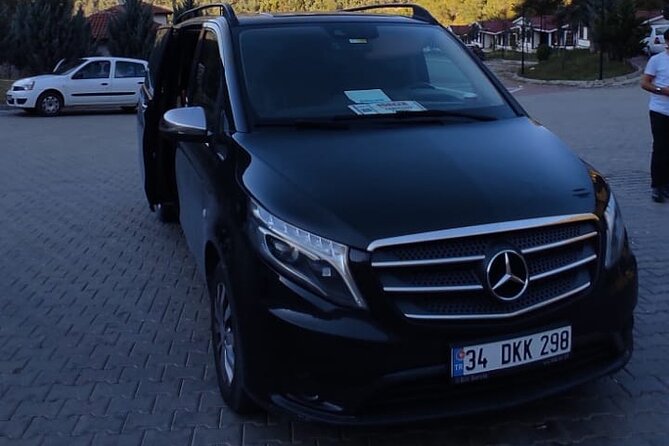 Istanbul Airport Transfer - Communication: WhatsApp first, English second