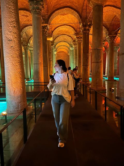 Istanbul: Basilica Cistern Fast-Track Entry and Audio Guide - Medusa heads and photo moments: where the magic happens