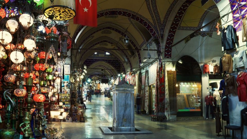 Istanbul: Basilica Cistern Skip-the-line Entry & Guided Tour - Skip-the-line entry: why it’s worth paying for