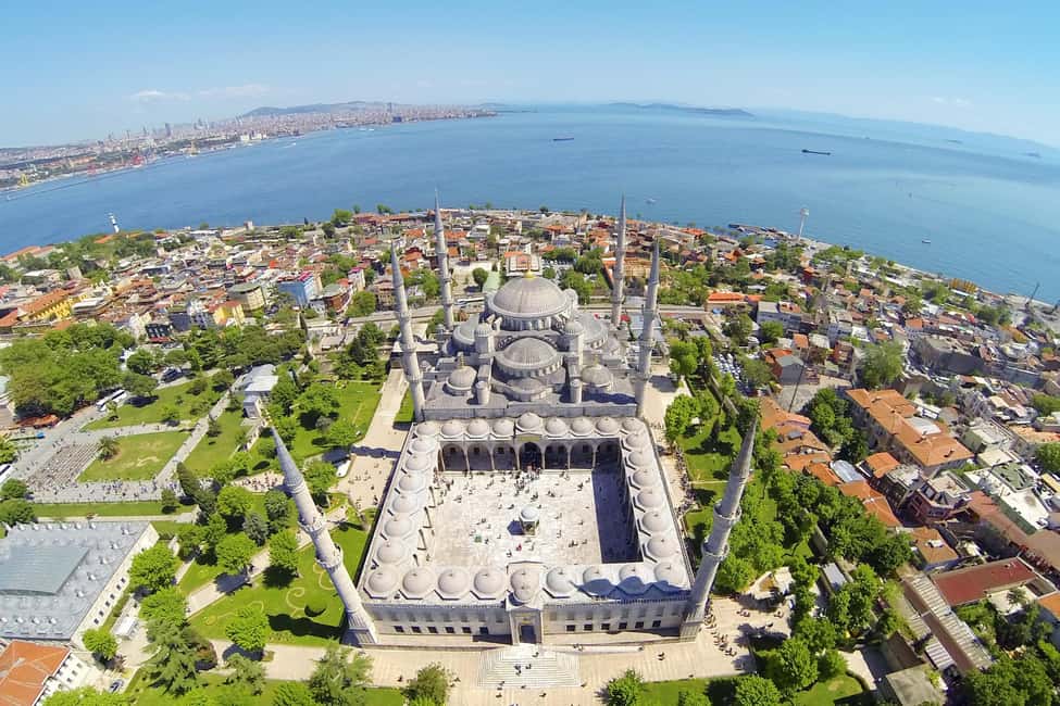 Istanbul: Blue Mosque and Hagia Sophia Tour w/Entry Tickets - Meeting at Alman Çeşmesi and starting in Sultanahmet