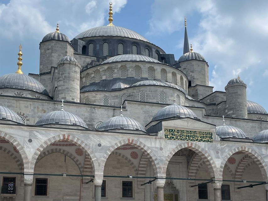 Istanbul: Blue Mosque Guided Tour - The queue reality: security checks are the main slowdown