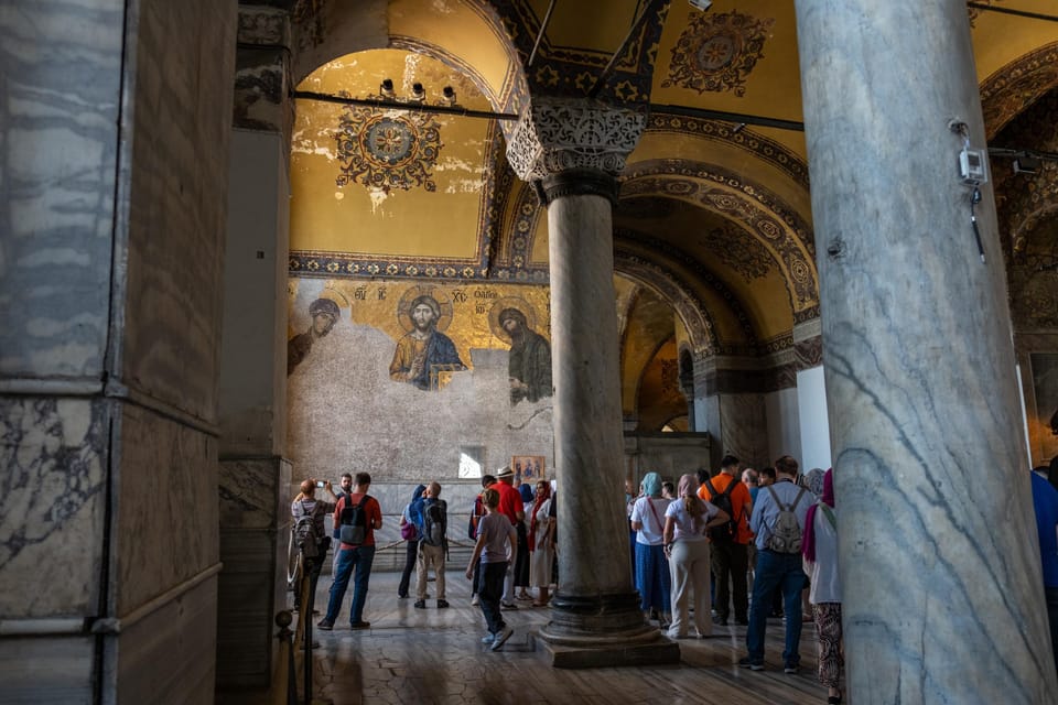 Istanbul: Blue Mosque & Hagia Sophia Guided Tour w/ Tickets - The Hippodrome Stop: Where City Life Ran Before the Mosques