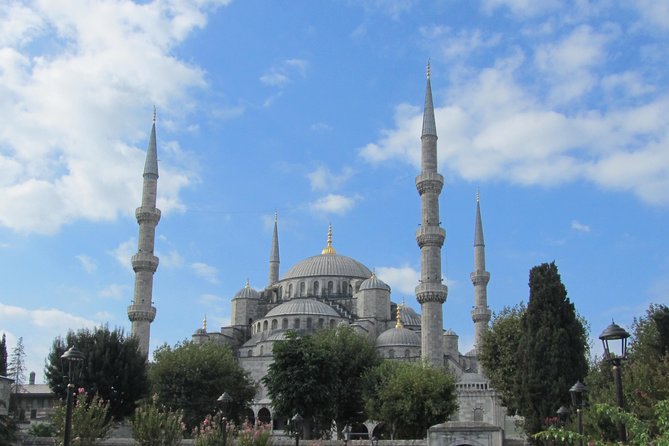 Istanbul: Blue Mosque & Hagia Sophia Small-Group Tour with ticket - Dress Code and Visitor Rules: The Stuff That Can Quietly Ruin a Visit