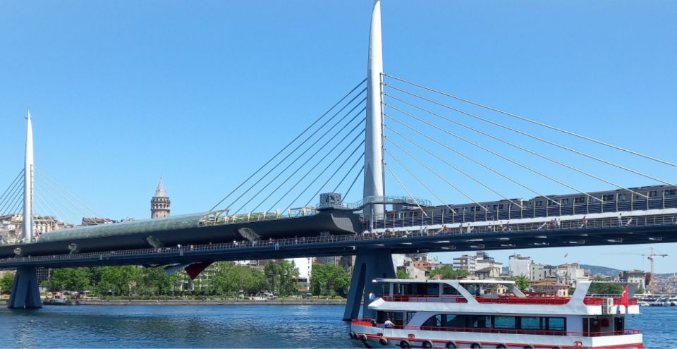 Istanbul: Bosphorus And Golden Horn Morning or Sunset Cruise - Beşiktaş, Ortaköy, and the waterfront villages where photos come easy