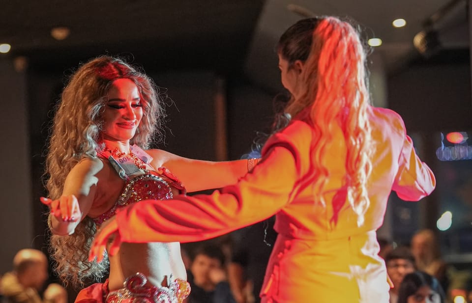 Istanbul: Bosphorus Cruise with Dinner Show - Service that can make or break the night