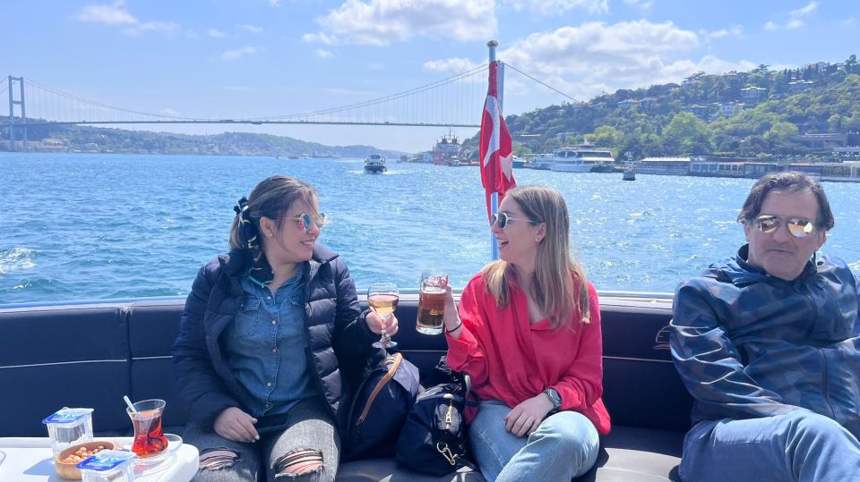 Istanbul: Bosphorus Cruise with Stopover on the Asian Side - Kanlıca on the Asian Side: The Quick Taste Stop That Works