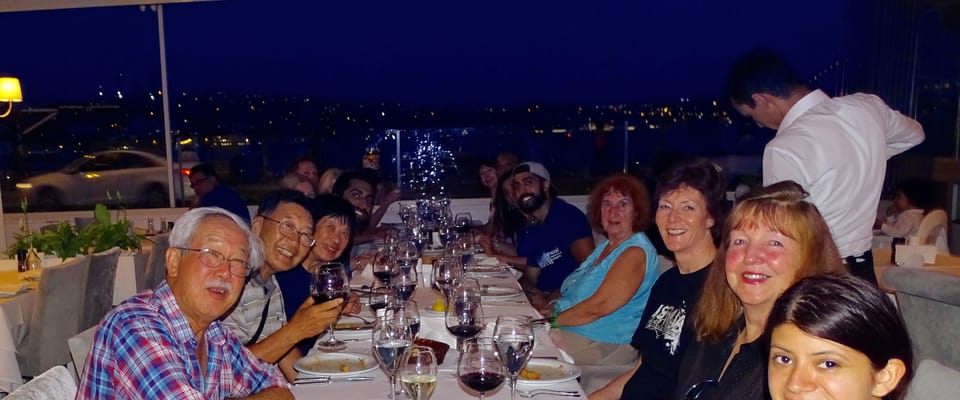 Istanbul: Bosphorus Dinner Cruise Incl. Drinks with Transfer - Dolmabahçe and Çırağan: the palace views you actually get time to enjoy