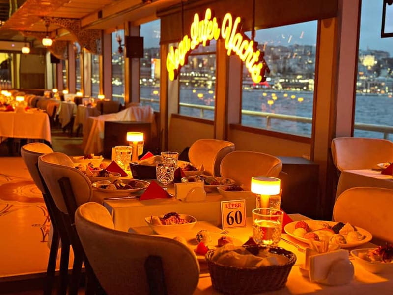 Istanbul: Bosphorus Dinner Cruise & Show with Private Table - The main sights you glide past (and what makes each one special)