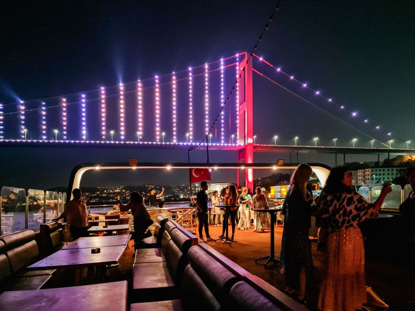 Istanbul: Bosphorus Dinner Cruise w/ Drinks & Entertainment - Why the Bosphorus at night beats daytime sightseeing