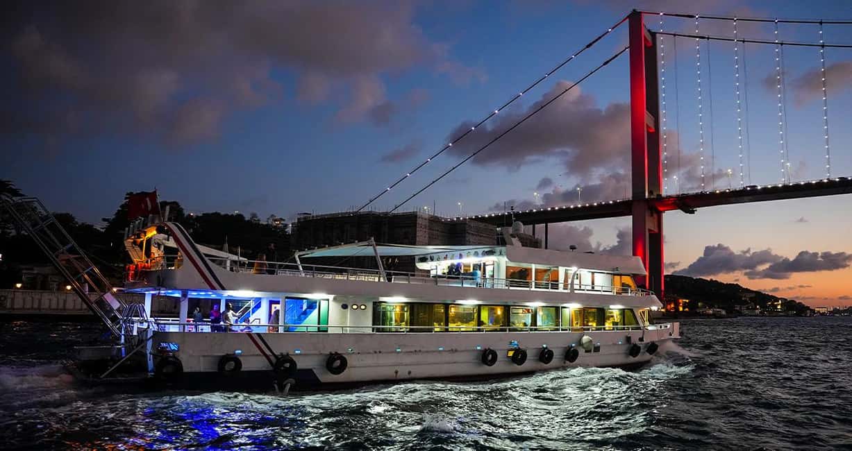 Istanbul: Bosphorus & Golden Horn Cruise Daytime or Sunset - The Big Idea: Why A Golden Horn + Bosphorus Cruise Hits Different