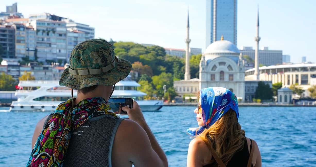 Istanbul: Bosphorus & Golden Horn Cruise Daytime or Sunset - How Learning Works: Live Guide + Audio Guide Reality Check