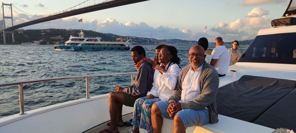 Istanbul: Bosphorus Sunset Cruise on Yacht with Live Guide - Key Things You’ll Notice on This Bosphorus Yacht Ride