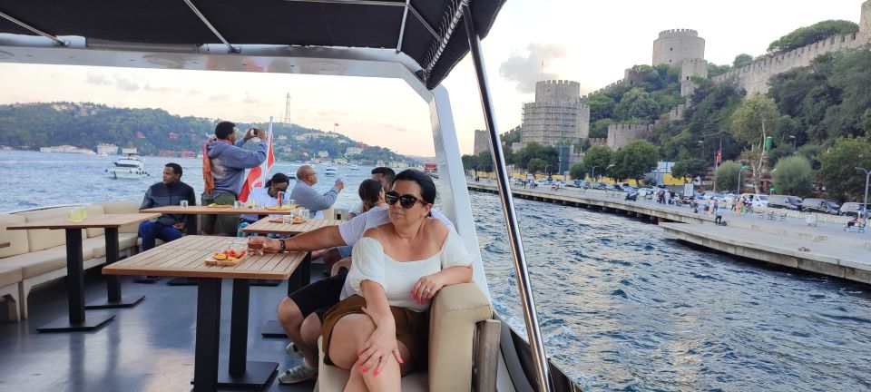 Istanbul: Bosphorus Sunset Cruise on Yacht with Live Guide - Comfort on Board: Yacht Feel, Indoor Escape, and Realistic Packing
