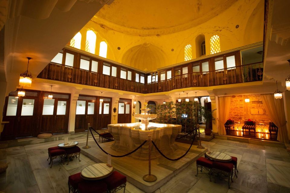 Istanbul: Cagaloglu Hamam Experience - Kese scrub with a private one-use glove: the signature cleanse
