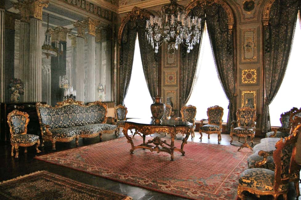 Istanbul: Dolmabahce Palace & Harem Skip-the-Line Entry - Key highlights you’ll feel right away