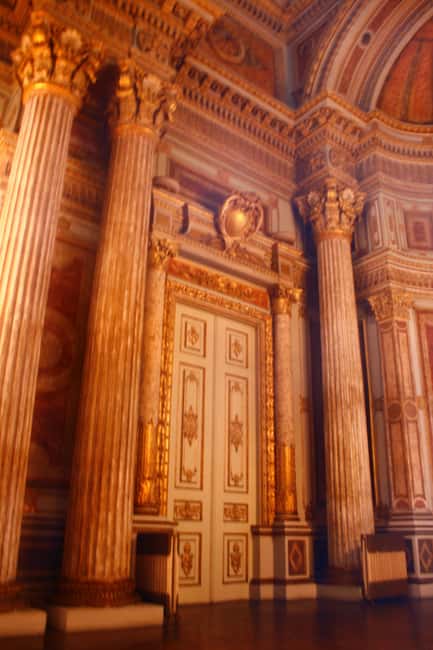 Istanbul: Dolmabahce Palace & Harem Skip-the-Line Entry - Timing: Monday Closures and Seasonal Hours