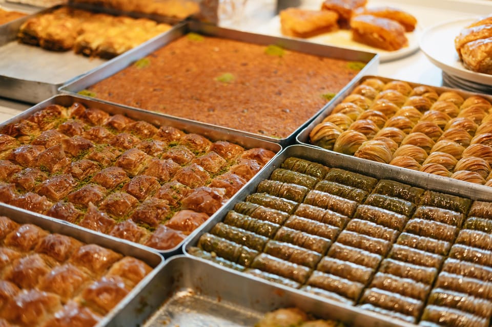 Istanbul: European and Asian Side Guided Foodie Walking Tour - Price and value at $135: what you’re paying for