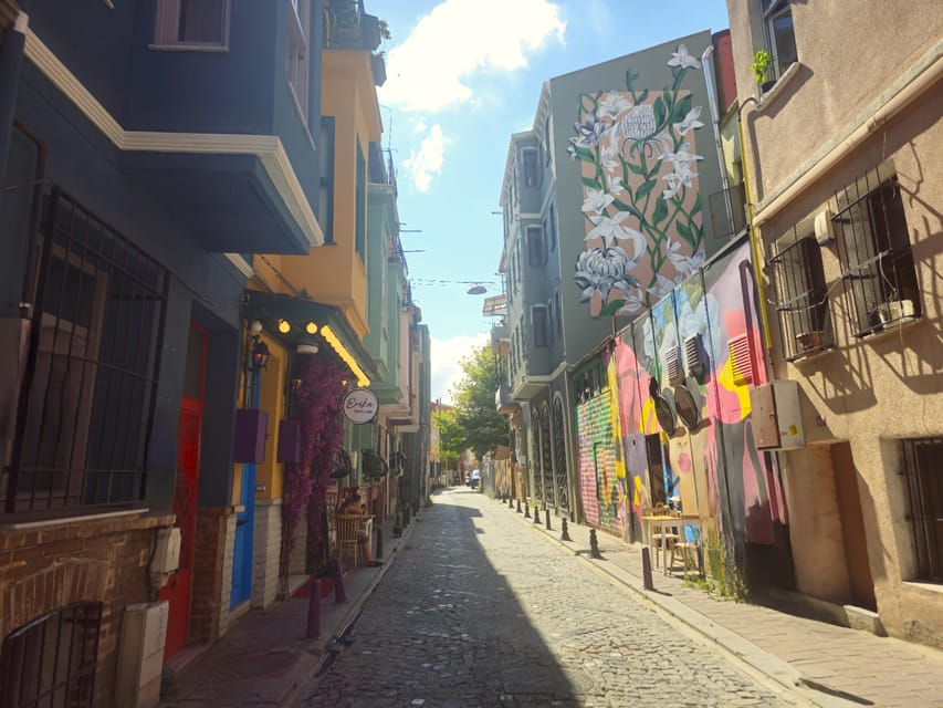 Istanbul: Fener & Balat Guided Tour through Colored Streets - The Special Fener Greek High School: why schooling shows up in street history
