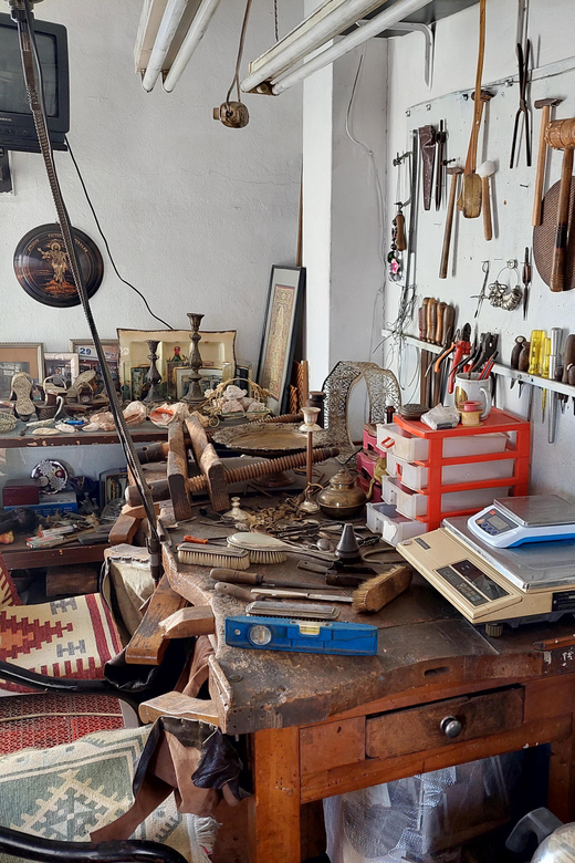 Istanbul Grand Bazaar: From Rooftops to the Secret Passages - Eirene Tower Sanat Galerisi and Sağır Han: Art Stops With Real Atmosphere