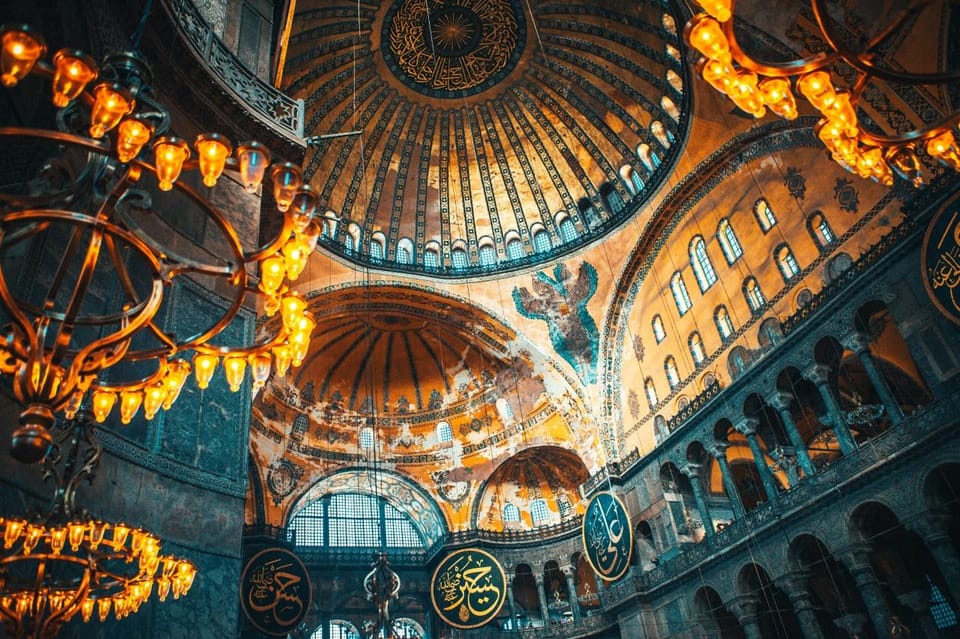 Istanbul: Hagia Sophia Skip-the-Ticket Line & Audio Guide - The best reason to bring the audio guide app: mosaics, calligraphy, and context