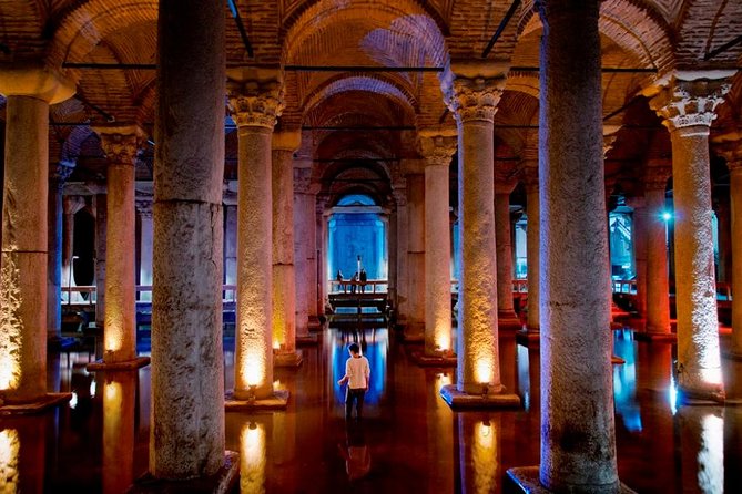 Istanbul Highlights Small-Group Walking Guided Tour - Topkapi Palace: the crown-jewel feeling (without losing your day)