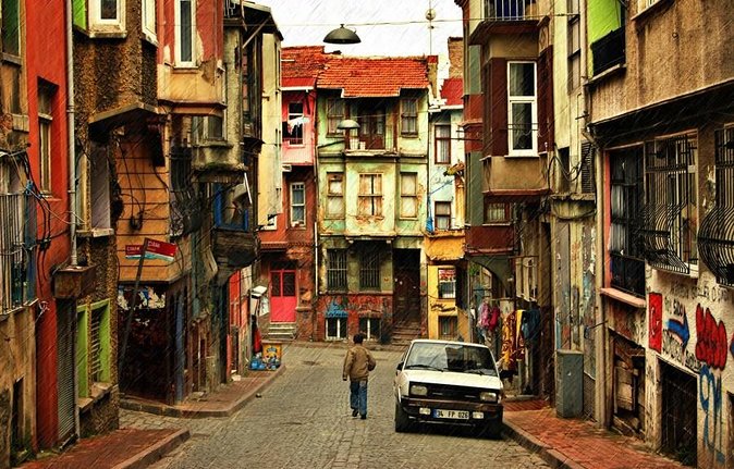 Istanbul Off the Beaten Path Tour with Guide, Lunch and Transfers - Balat and Fener: Where Old Communities Still Shape the Streets