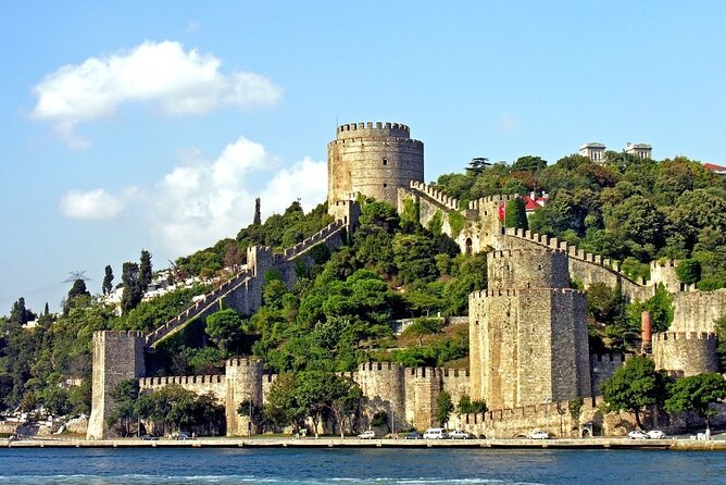 Istanbul Old City And Sunset Bosphorus Cruise Tour - Sultanahmet lunch: where the meal comes with the view