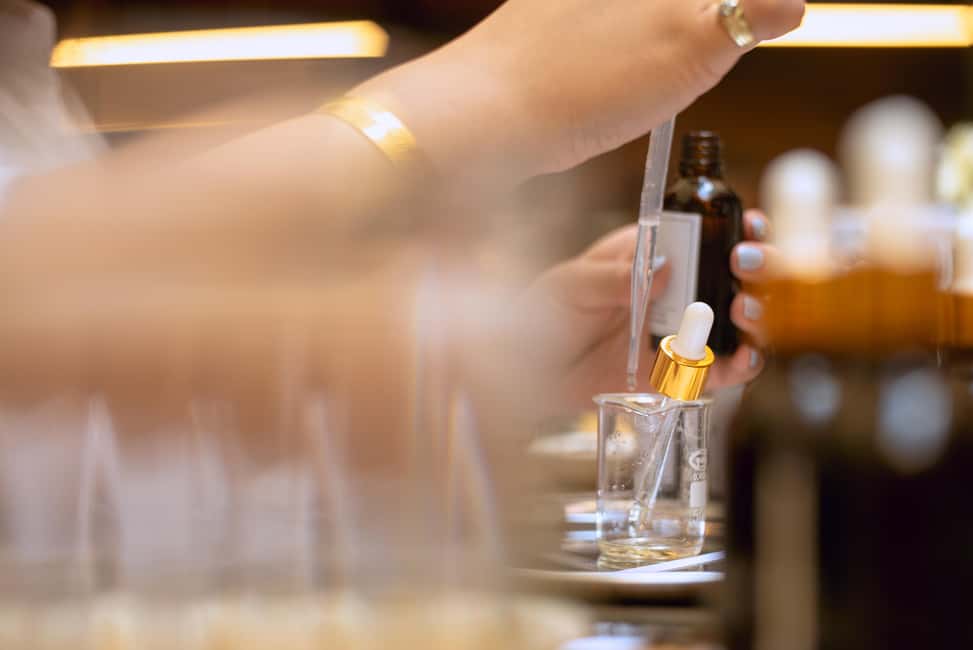 Istanbul: Perfume Making Workshop with Snacks and Drinks - Naming it, labeling it, and taking home your 50ml bottle