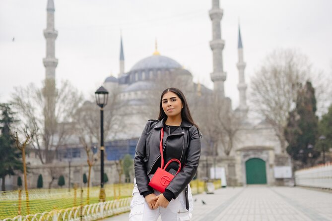 Istanbul Photoshoot at Top Spots - How the photoshoot actually feels: direction, patience, and no stress