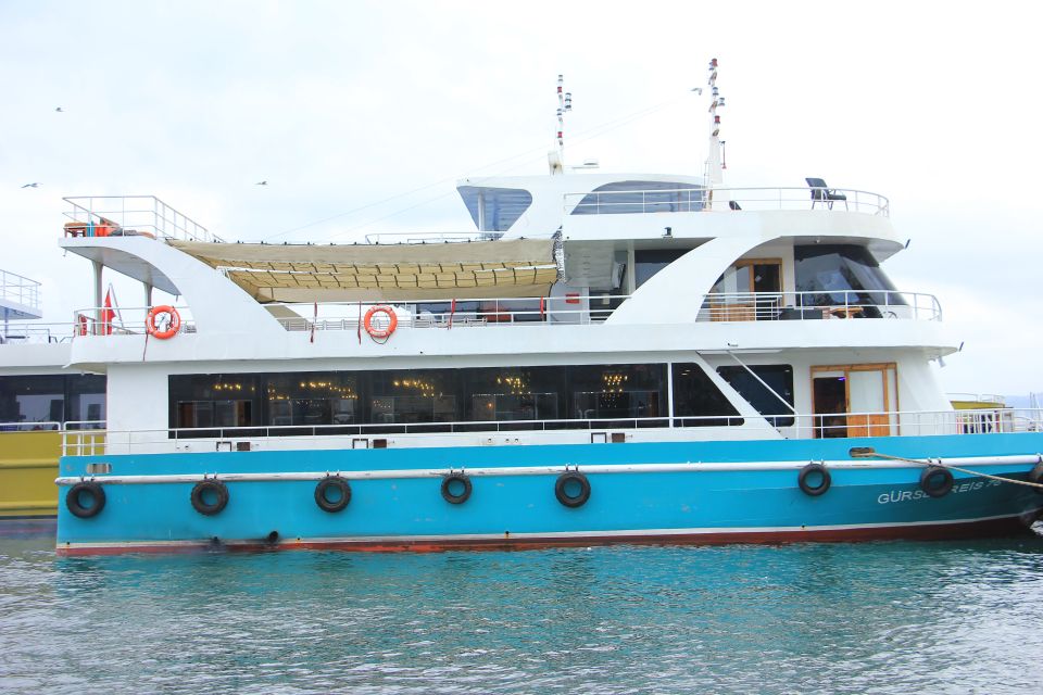 Istanbul: Princes' Islands Cruise w/Music, Lunch & Transfer - Büyükada: mansions, bikes, and a real break from crowds