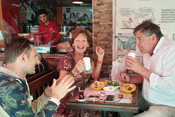 Istanbul Private Guided Tour for Layover Flight. Transfer incl. - Grand Bazaar and the Spice Market: Shopping With a Map