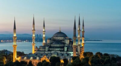 Istanbul: Private Guided Walking Tour - Picking your starting point: German Fountain vs Sultanahmet Park