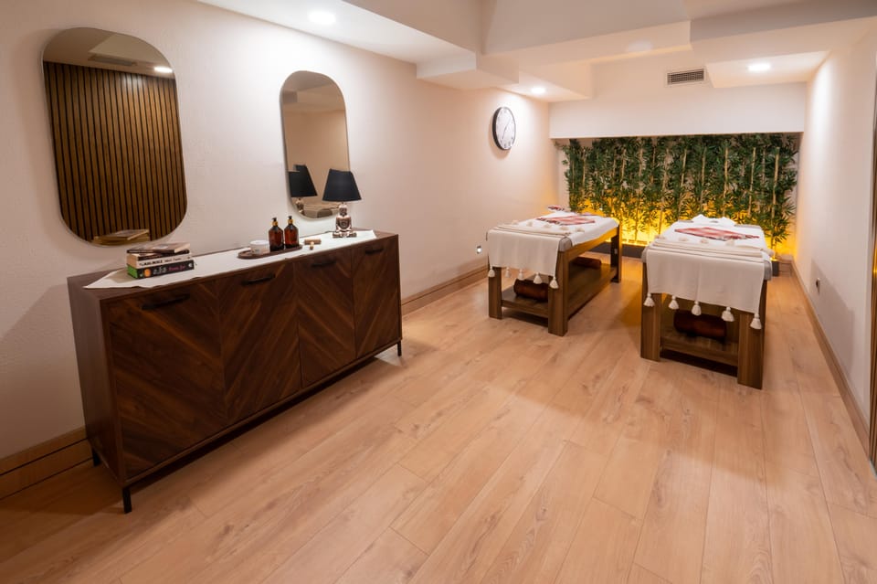 Istanbul: Public, Private or VIP Hammam & Spa in Old City - Old City Access: Finding Sultan Mehmed Hammam in Sultanahmet