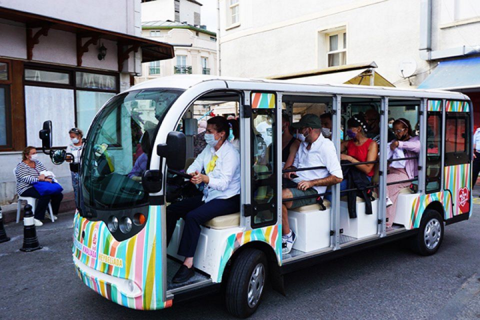 Istanbul: Round-Trip Ferry Tickets to the Princes' Islands - Timing the Day: Depart 10:40–1:40, Return at 3–6 PM