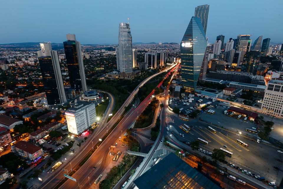 Istanbul: Sapphire Observation Deck Entrance - On the Deck: What the 360-Degree View Really Gives You