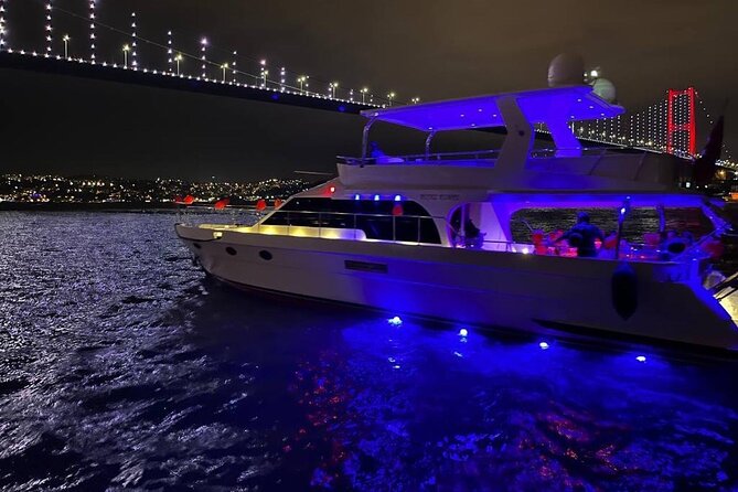 Istanbul: Small-Group Yacht Cruise with Snacks, Sunset or Daytime - The Istanbul sights you’ll see from the deck