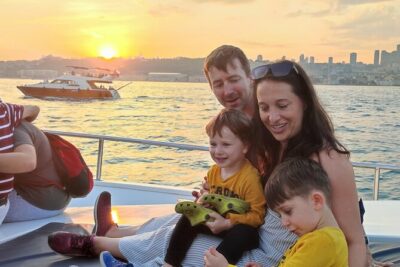 Istanbul Sunset Cruise on Luxury Yacht - Guided Group Cruise - Boarding safely: where people can trip and how to avoid it