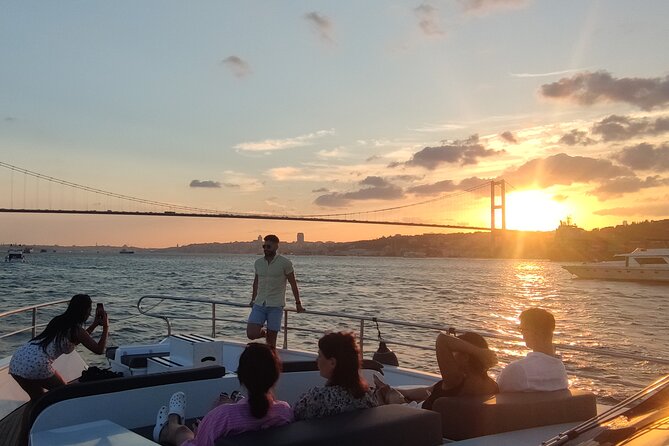 Istanbul Sunset Cruise on the Bosphorus - Why this Bosphorus sunset cruise makes sense