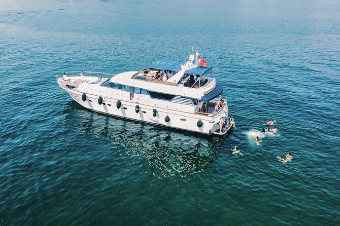 Istanbul Sunset Yacht Cruise on the Bosphorus with Transfers - Ortaköy Mosque and the Bosphorus Bridge Frame