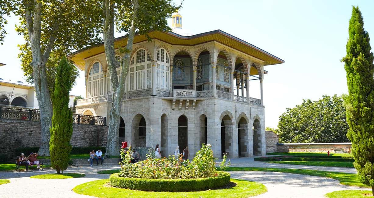 Istanbul: Topkapi and Harem Tour with Skip-the-Line Ticket - Audio guide at your pace: how to use it well